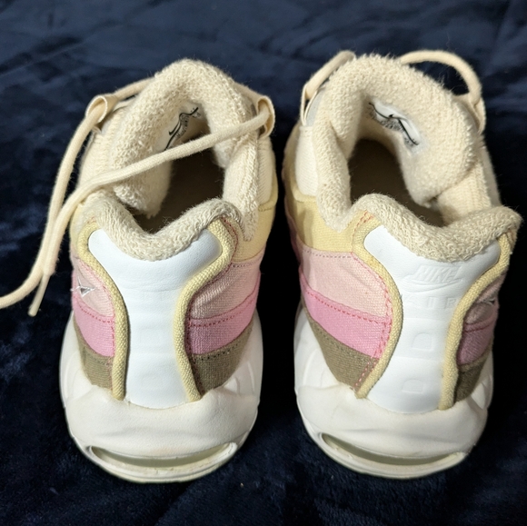 Nike Air Max 95 Plant Color Collection Women’s Size 7.5 Beige White CD7142-700 - Picture 4 of 6